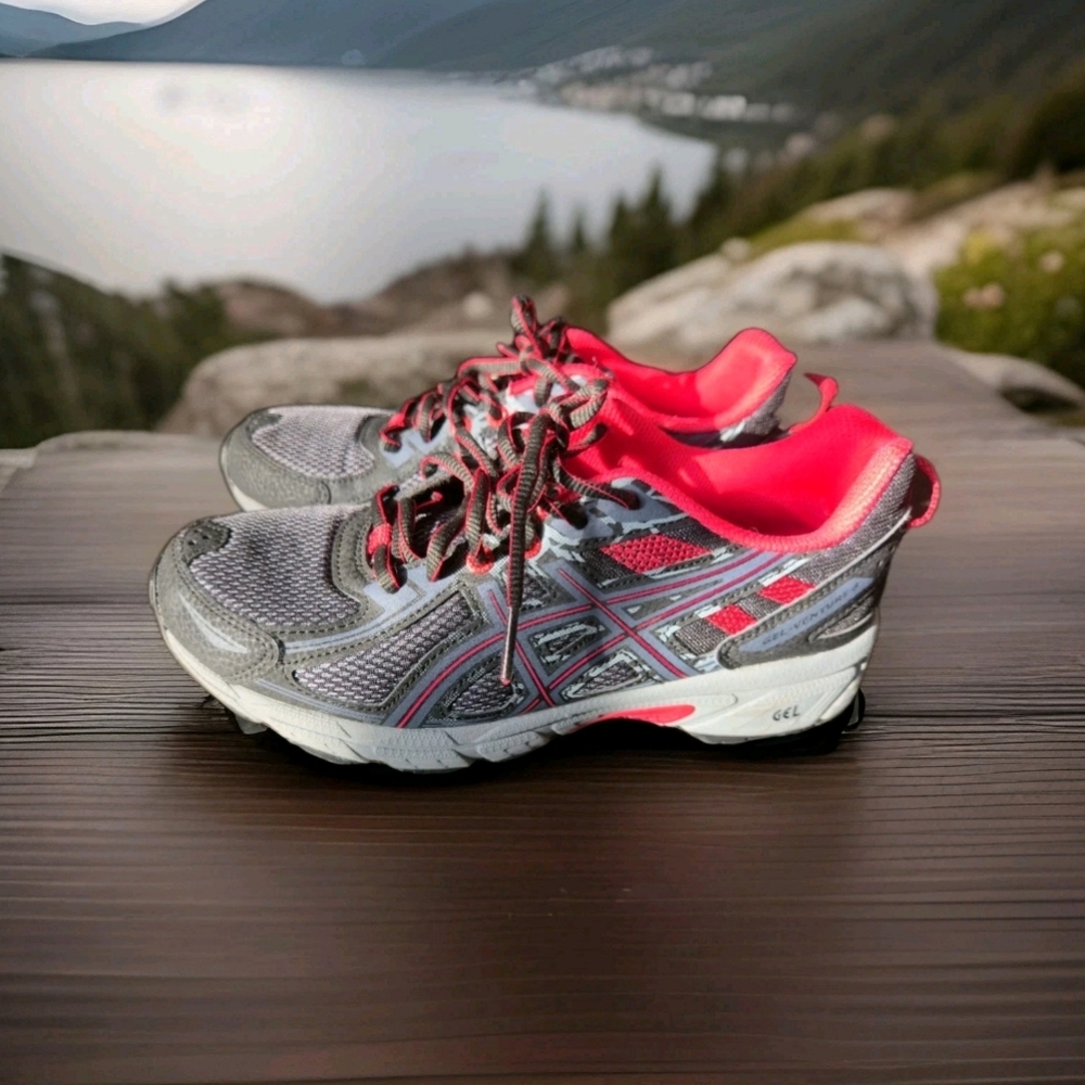 ASICS Women's Gel Venture 6 Running Shoes Size 8